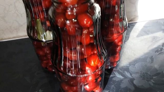 Zoğal Turşusu?Солёный кизил?