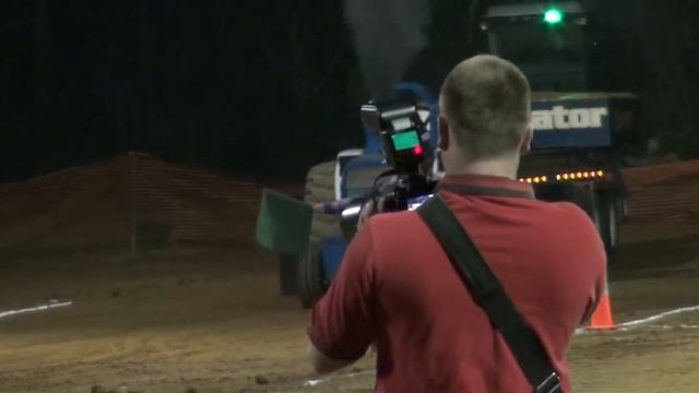Mark Smith driving his Ford 9600 @ Washington Co MD 5-1-15 смотреть онлайн