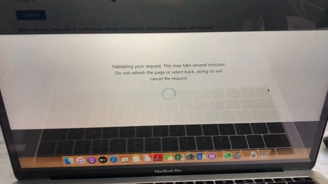 MacBook Pro 2017 Flickering Black Screen Solution In Description