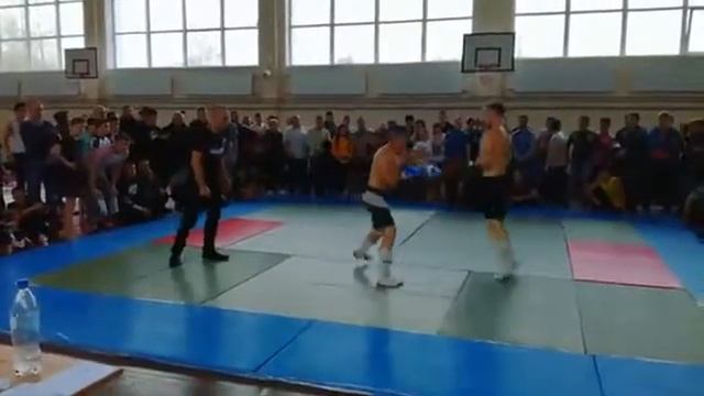 Дюпин Максим на чемпионате Иркутска по ММА смотреть онлайн