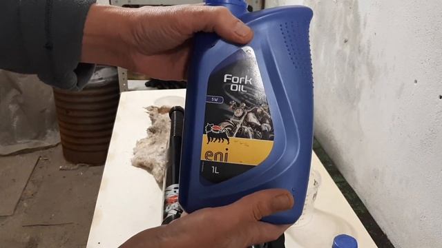 Regulmoto zr 250. Замена масла в вилке. смотреть онлайн