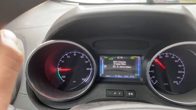 Эксперимент с BYD Yuan - 120 км/ч по трассе, температура +11, печка включена смотреть онлайн