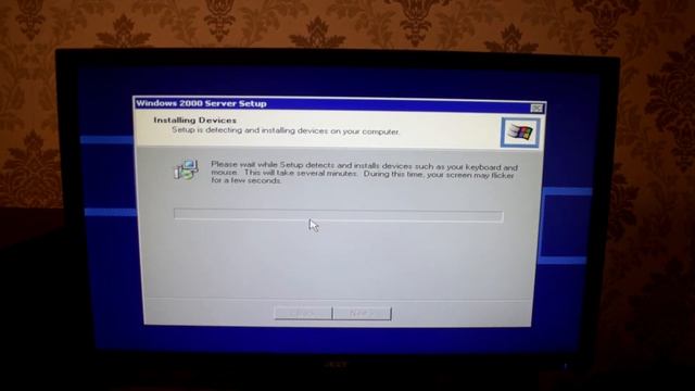 Установка Windows 2000 Advanced Server на пыльный компьютер смотреть онлайн