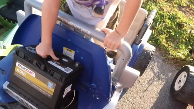 Power Wheels Gets MODDED with 12v Car Battery Upgrade смотреть онлайн