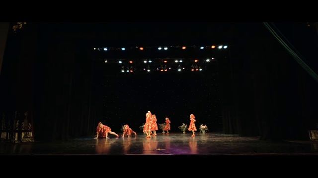"Матрёшки" SanSara. Хореограф-постановщик Элина Никита. смотреть онлайн