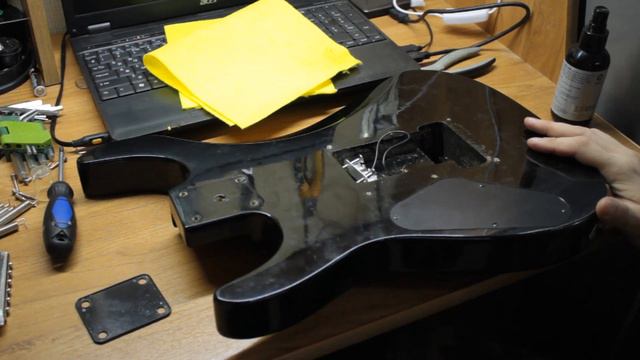 Обзор и ТО Mad Axe SL 300 Stratocaster Made in Korea смотреть онлайн