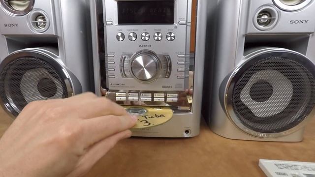 Музыкальный центр Sony CMT-HP7 смотреть онлайн