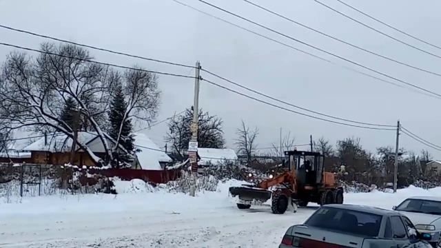 Чистка дороги от снега 14.01.2019 смотреть онлайн
