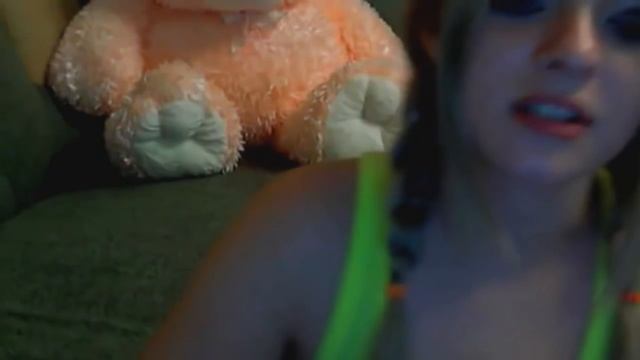 ДЕВУШКА РАЗДЕЛАСЬ ЗА DRAGON LORE В СКАЙПЕ +18