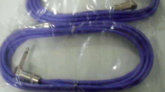 Flexible Guitar Cable Right Angle to Straight 14 10ft, Purple review смотреть онлайн