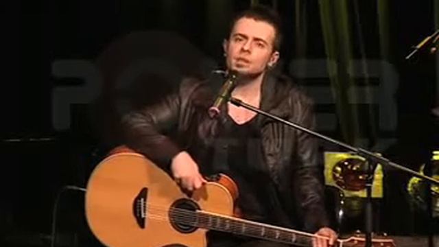 Hoşçakal - Emre Aydın ( Akustik )