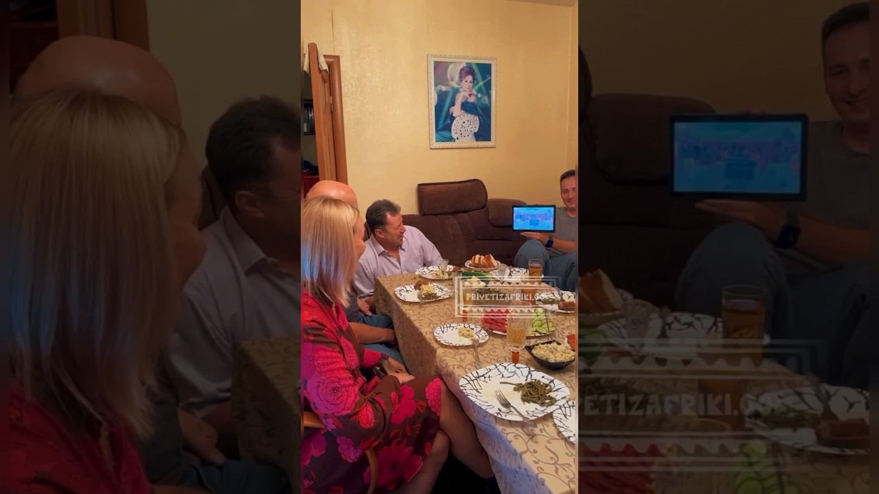 Причиняем счастье сотням людей по всему миру #видеопоздравления #поздравление #сднемрождения смотреть онлайн