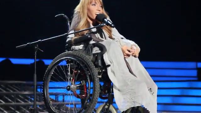 Юлия Самойлова во время паузы на "Факторе А" смотреть онлайн