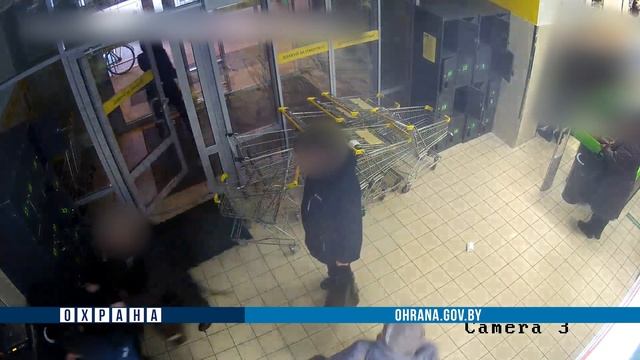 Поймали за руку: работники магазина задержали очередного «покупателя» смотреть онлайн