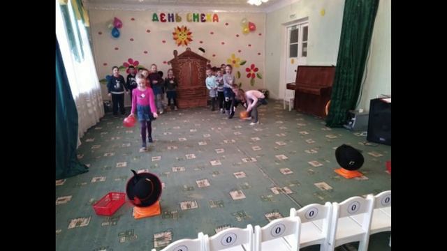 День смеха смотреть онлайн
