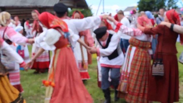 Троицкое заговенье в деревне ПожарИще Вологодской области смотреть онлайн