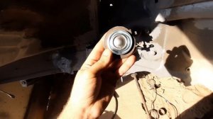 замена шаровой верхнего рычага Mercedes W202  W210