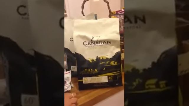 Hundefodder "Canagan food смотреть онлайн