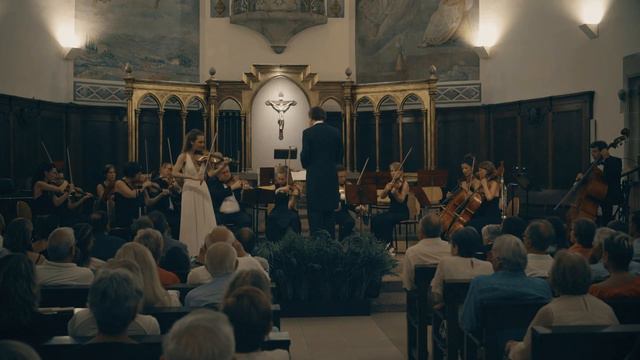 Vittorio Monti - Czardas - Johanna Röhrig - violin and orchestra - live смотреть онлайн