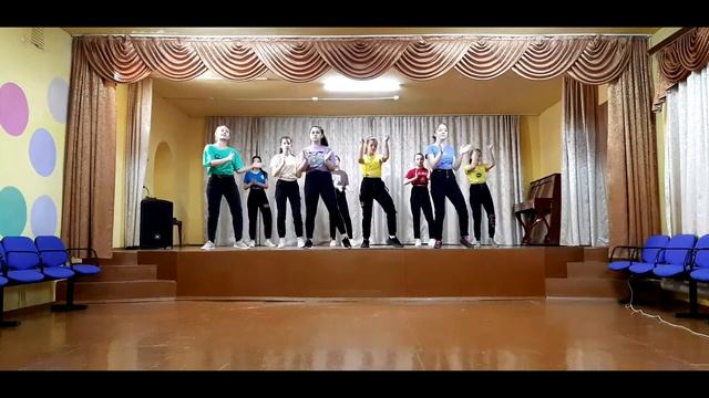 танец УЛЫБКА - PIZZA