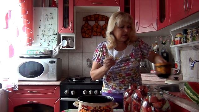 Маринованные арбузы на зиму. Pickled watermelon in the winter. смотреть онлайн