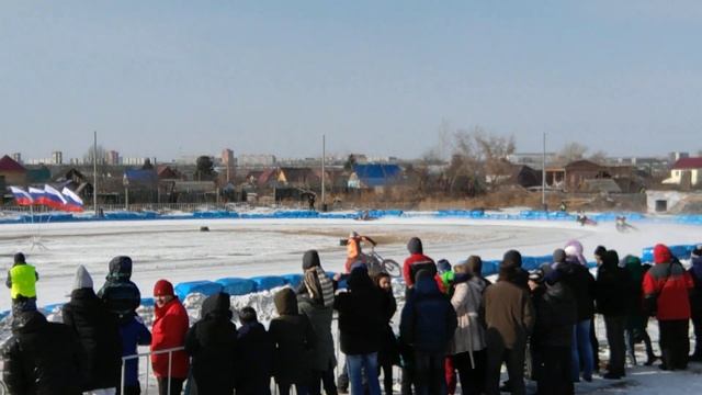 Открытый чемпионат г.Красноярска по мотогонкам на льду - 1 смотреть онлайн