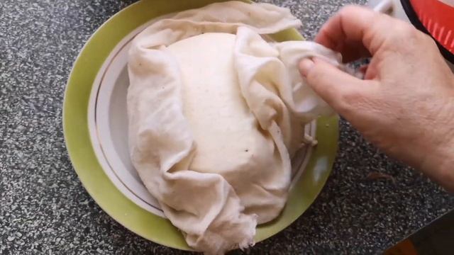 Домашний творог из 3 литров деревенской простокваши, выход продукта. смотреть онлайн