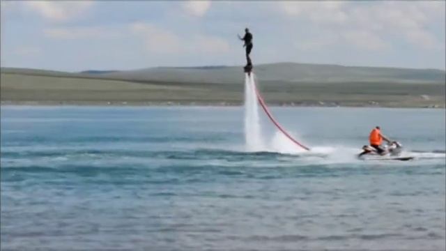 FlyBoard - летающая реактивная доска