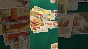 Подруга ли она мне ? Стоит ли доверять . Таро Расклад