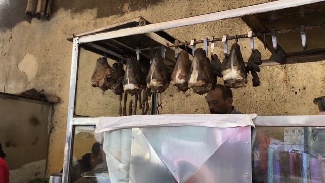 ЧТО ПОСМОТРЕТЬ В КАИРЕ ЕГИПЕТ? | СВОИМ ХОДОМ | ЕВРОПЕЙСКИЕ ВЕЩИ НА РЫНКЕ | УЛИЧНАЯ ЕДА | смотреть онлайн