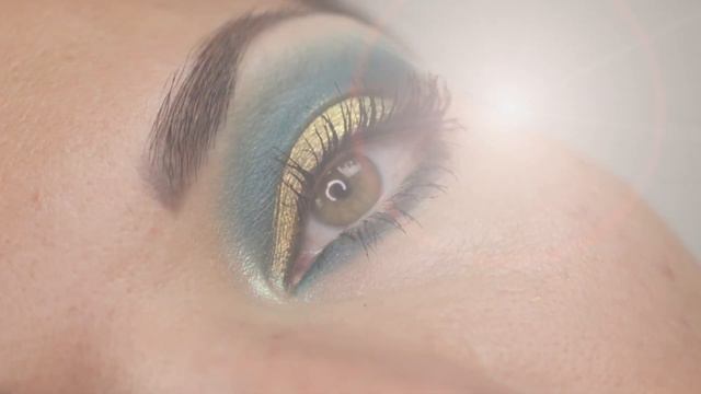 NOMAD ROYAL EUROPE PALETTE | Comparison Swatches, NEW Multichromes, In Depth Review and 3 Looks смотреть онлайн