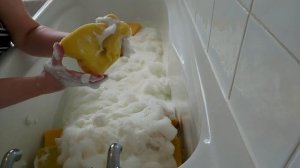 ASMRsqueeze ???Over 3 Gallons Lemon Mix ? Professional Cif, Dettol & Flash in Bath????