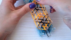 СМАЙЛ из резинок Rainbow Loom Bands. How to make SMILE