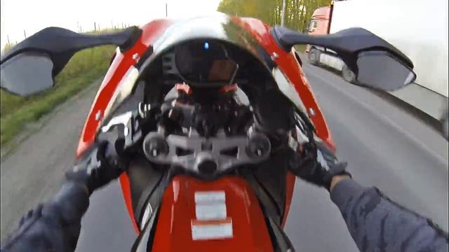Street Ride On CBR 1000RR - Top Speed Wheelie 184 Kmh.mp4 смотреть онлайн