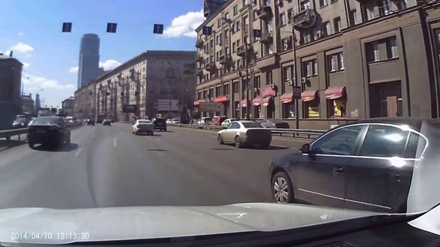 Пример работы зеркала днем в городе смотреть онлайн