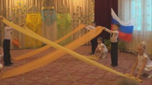 Танец Россия с тканью в детском саду. Танец на 9 мая