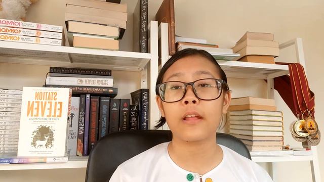 Resensi Buku Bahasa Inggeris PSS SMK ( P ) Sri Aman oleh Azalia Binti Azhari смотреть онлайн