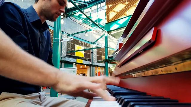 Amazing Double Piano Session @ the mall смотреть онлайн