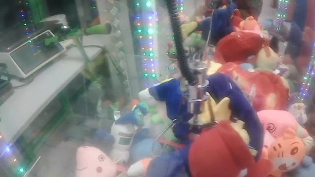 Огромный синий дракон в автомате-хватайке!!! И я опять его выиграл) Новая рубрика - Синий Дракон!!! смотреть онлайн