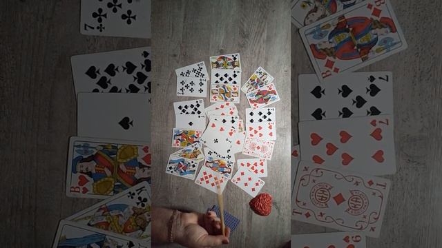 Червовый Король и Крестовая Дама расклад на отношения смотреть онлайн