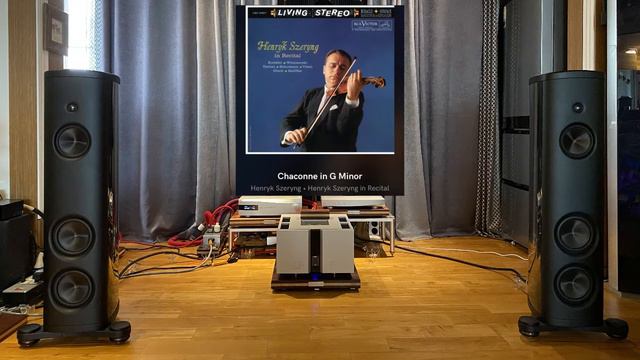 Chaconne in G Minor: Henryk Szeryng in Recital