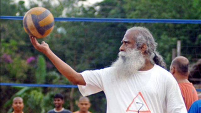 Guru Paduka Stotram--Sadhguru смотреть онлайн