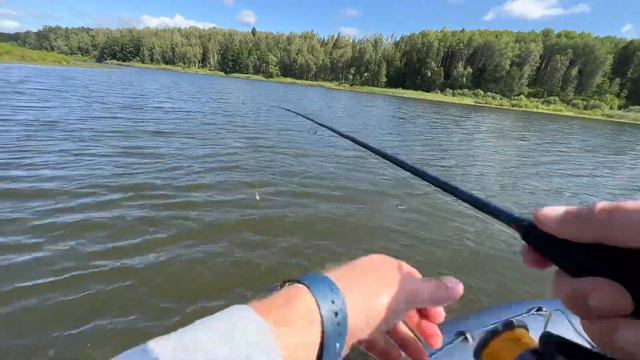 Раздача на Озерне!!!Щука ,Окунь и поклевки Судака!!!Рыбалка удалась!!!#лодкипвх #garmin Vivid 9