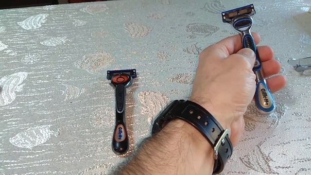 Станок Gillette с батарейкой и без смотреть онлайн