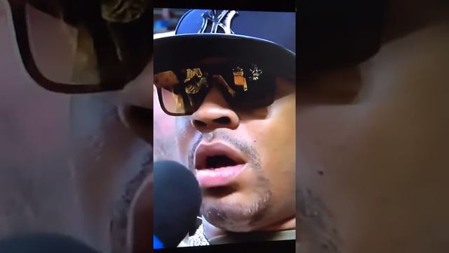 Allen Iverson DRUNK AF at 76ers vs Hornets game смотреть онлайн