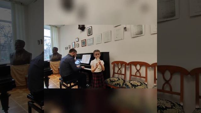Ж.Лойе Соната. И.Кригер "Бурре". Исп. Старостина Маша смотреть онлайн