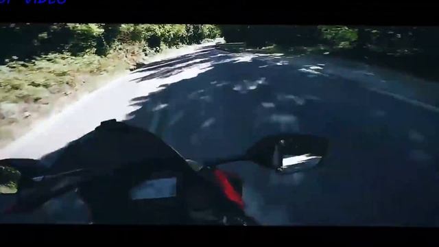 ВИДЕО НА МОТОЦИКЛЕ С СПОРТ КАРАМИ (КРУТО) смотреть онлайн