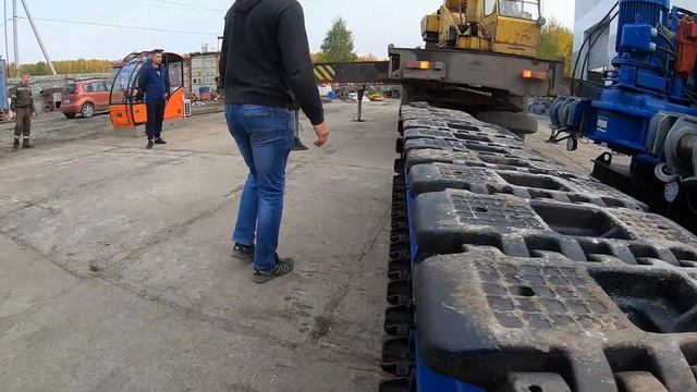 Контролируемое падение гусеничного крана, роняем и грузим кран РДК! смотреть онлайн