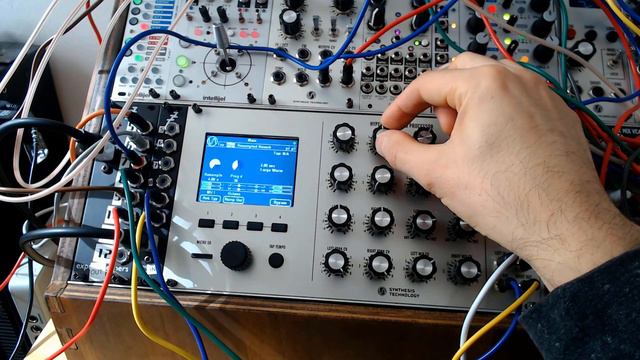 e520 Midiverb I presets (Ageipolis midi) смотреть онлайн