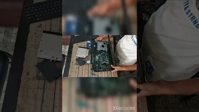 Fujitsu AH544. how to open and feting laptop смотреть онлайн